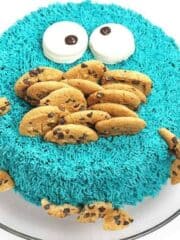 Cookie Monster cake on platter