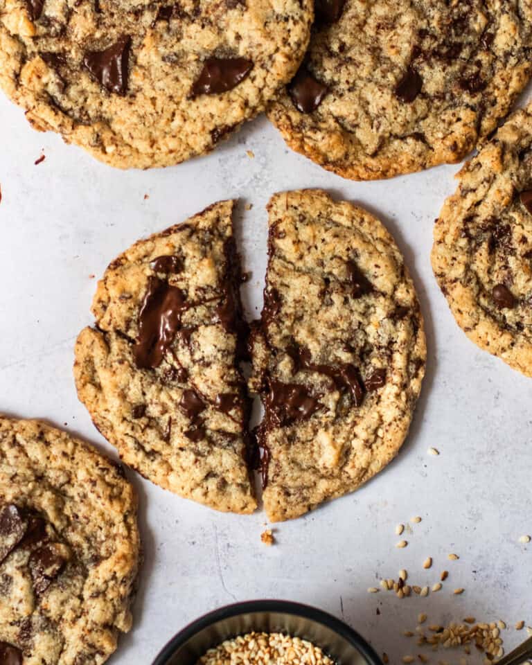 Sesame Chocolate Chip Cookies
