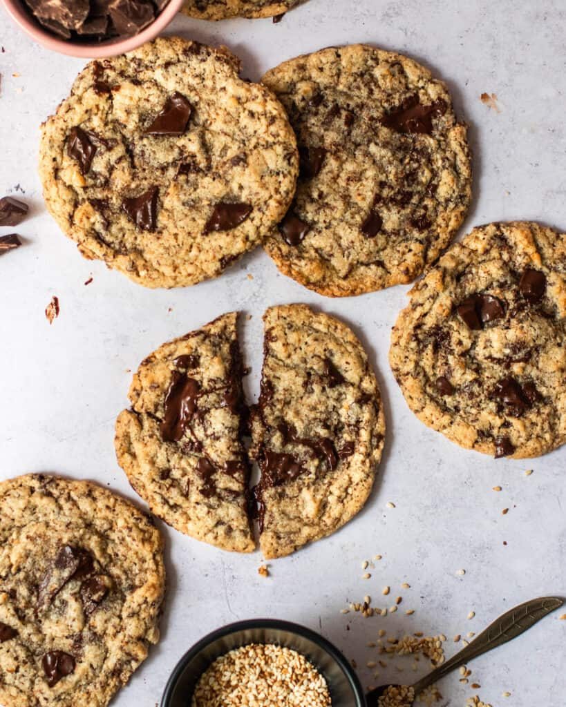 Sesame Chocolate Chip Cookies